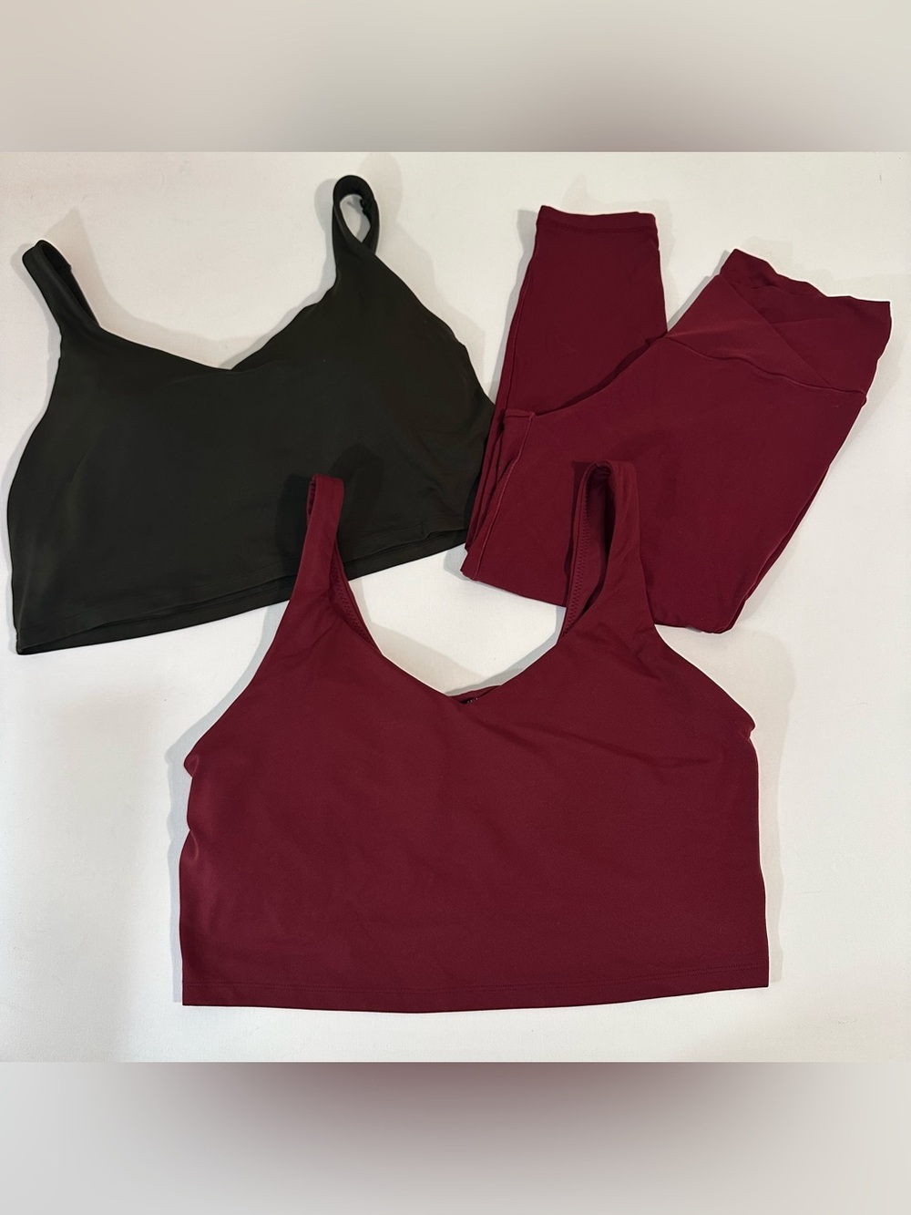 AERIE - WOMENS ATHLETIC TOPS / BOTTOMS
